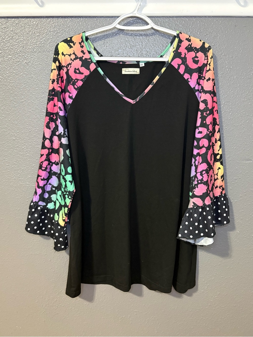 Southern Stitch Multicolor Raglan Sleeve Top size 2XL  (SKU 276)